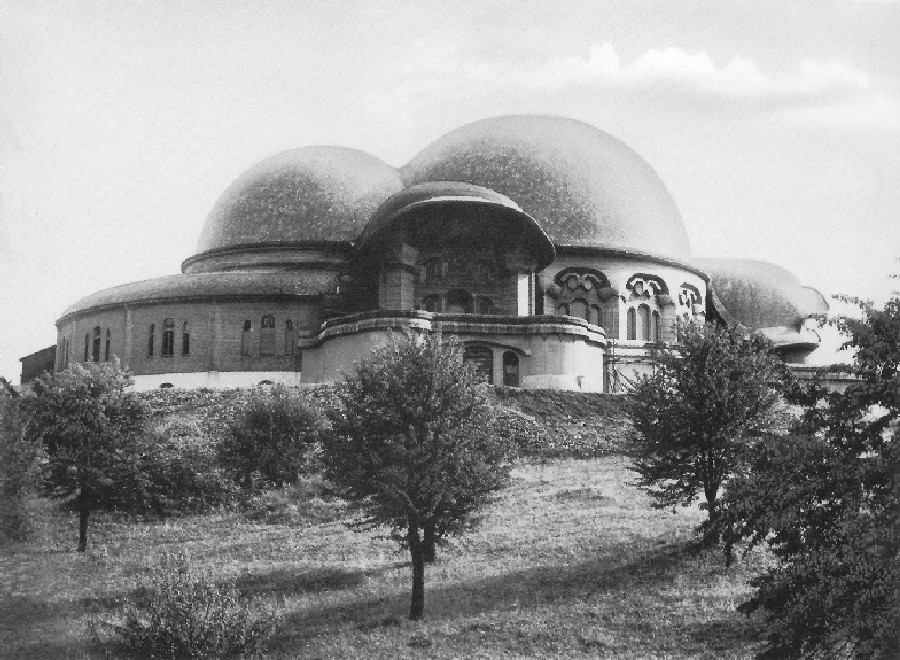 Figure 4: North side view of the First Goetheanum