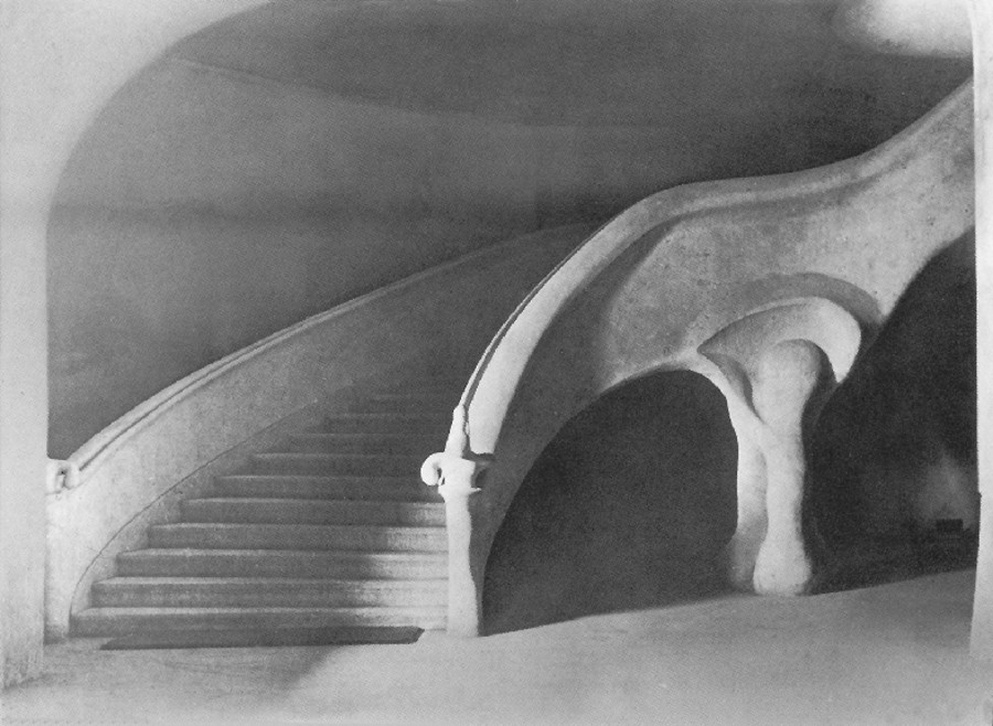 Plate 3: Staircase in Vestibule